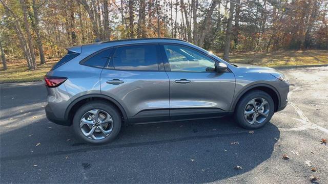 new 2025 Ford Escape car, priced at $30,730