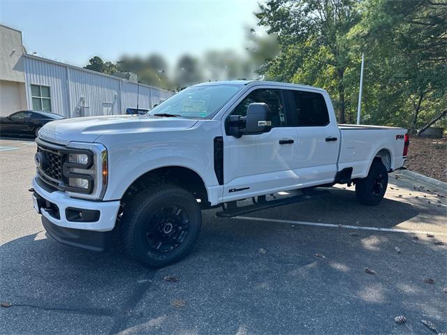 new 2025 Ford F-350 car, priced at $67,846