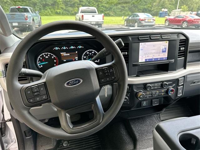 new 2024 Ford F-250 car, priced at $48,912