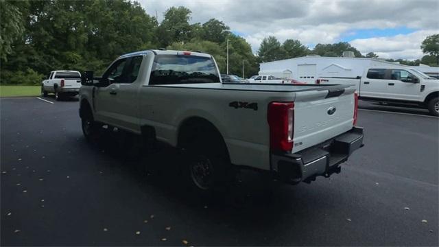 new 2024 Ford F-250 car, priced at $48,912