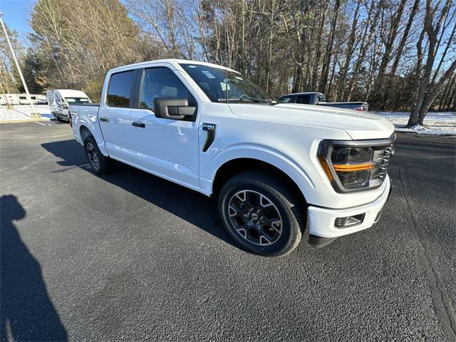 new 2025 Ford F-150 car, priced at $49,152