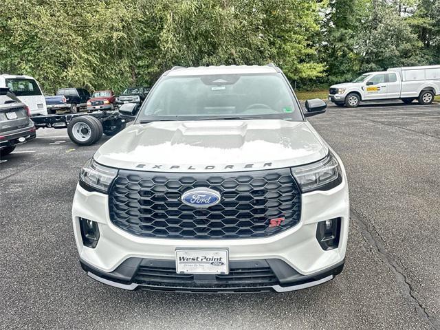 new 2025 Ford Explorer car, priced at $57,754