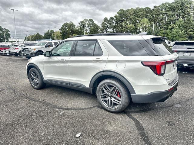 new 2025 Ford Explorer car, priced at $57,754
