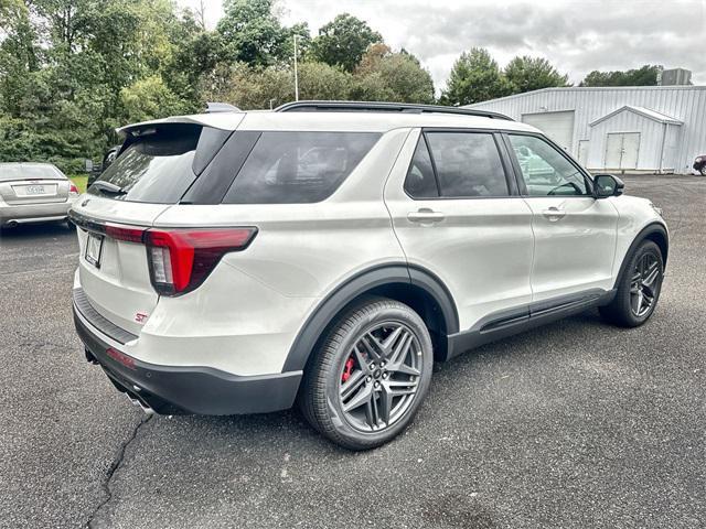 new 2025 Ford Explorer car, priced at $57,754