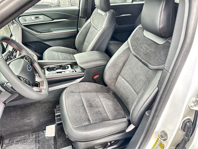 new 2025 Ford Explorer car, priced at $57,754