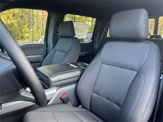 new 2025 Ford F-150 car, priced at $61,961