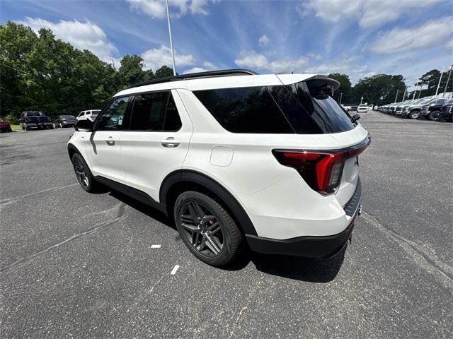 new 2025 Ford Explorer car, priced at $49,906