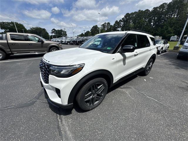 new 2025 Ford Explorer car, priced at $49,906