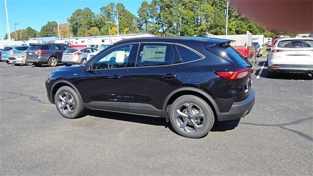 new 2025 Ford Escape car, priced at $32,700