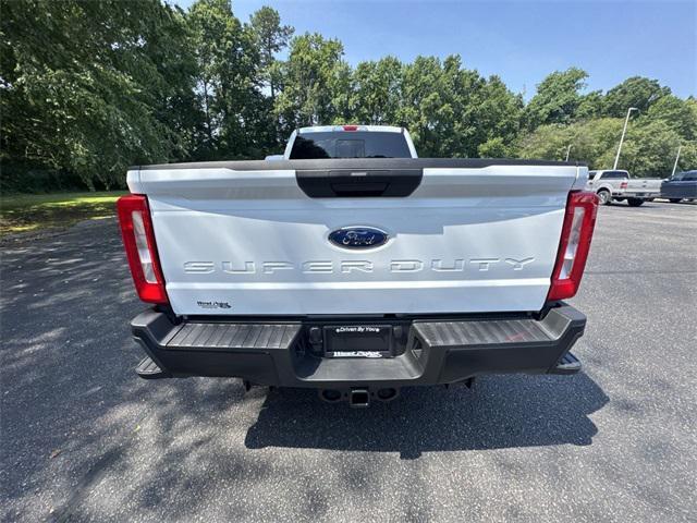new 2025 Ford F-250 car, priced at $54,424