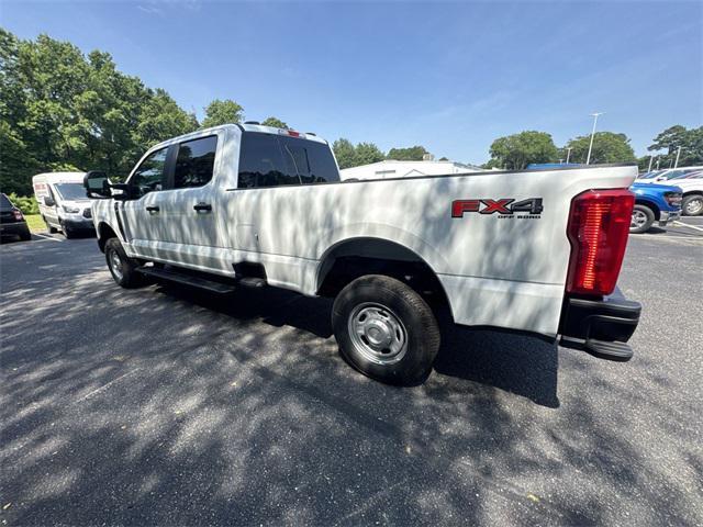 new 2025 Ford F-250 car, priced at $54,424