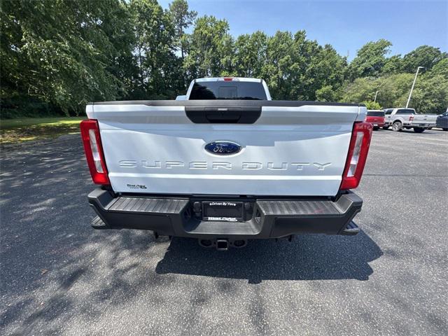 new 2025 Ford F-250 car, priced at $54,424