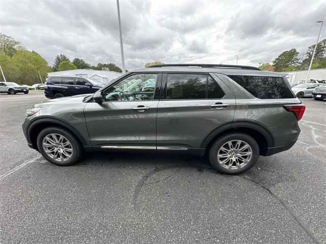 new 2025 Ford Explorer car, priced at $44,703