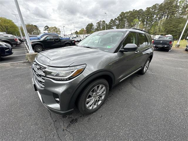 new 2025 Ford Explorer car, priced at $44,703