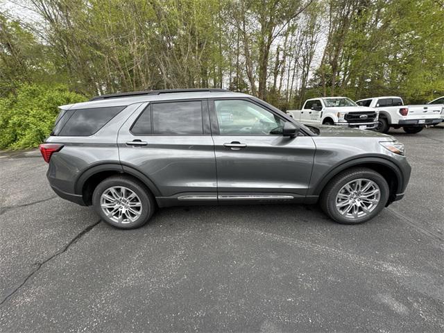 new 2025 Ford Explorer car, priced at $44,703