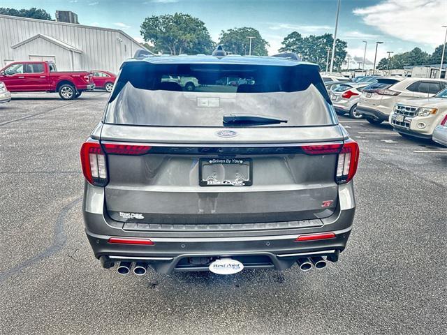 new 2025 Ford Explorer car, priced at $62,515