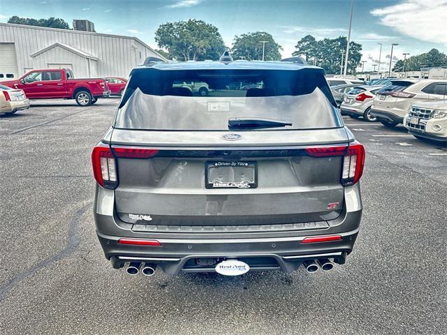 new 2025 Ford Explorer car, priced at $62,515