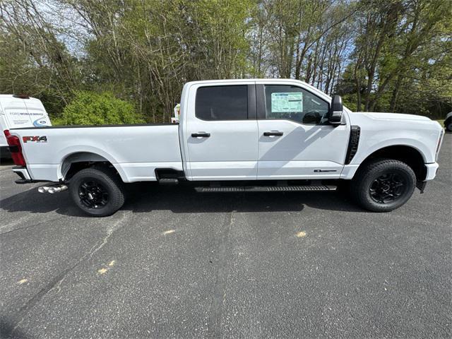 new 2025 Ford F-350 car, priced at $73,335