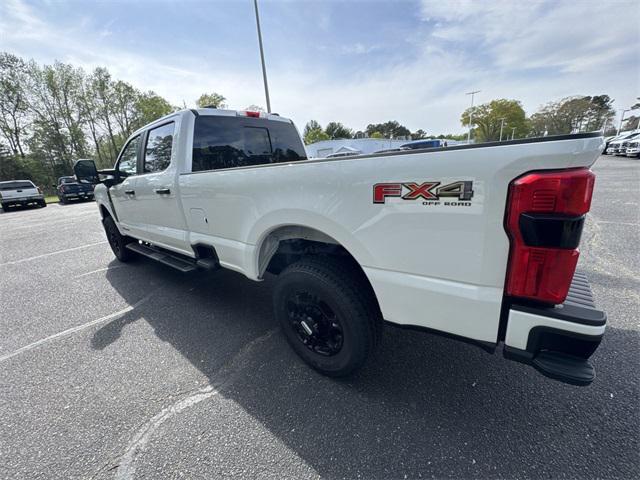 new 2025 Ford F-350 car, priced at $73,335
