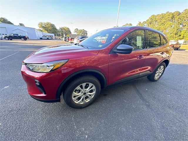 new 2025 Ford Escape car, priced at $31,200