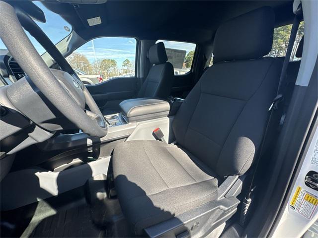 new 2024 Ford F-150 Lightning car, priced at $65,972