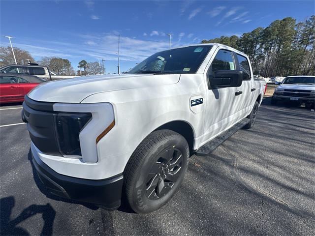 new 2024 Ford F-150 Lightning car, priced at $65,972