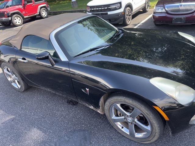 used 2007 Pontiac Solstice car, priced at $11,500