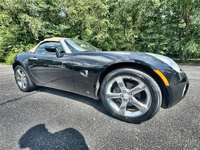 used 2007 Pontiac Solstice car, priced at $11,500
