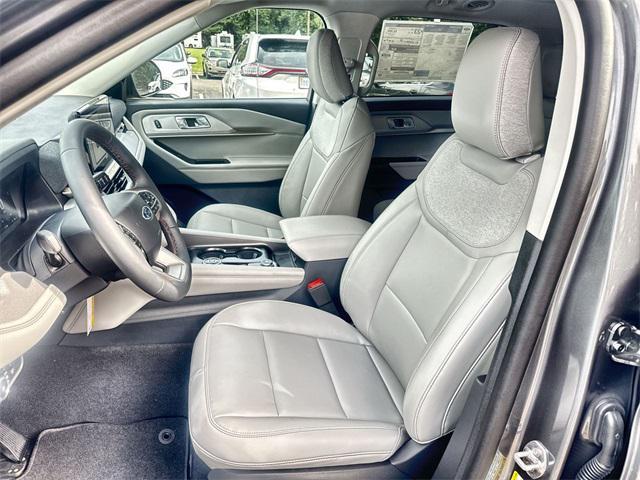 new 2025 Ford Explorer car, priced at $48,651