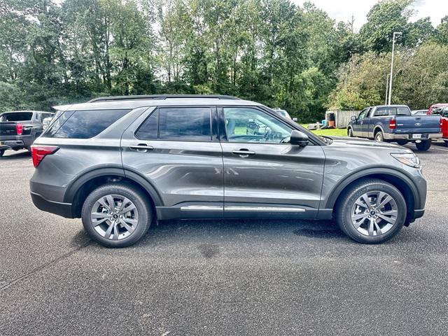 new 2025 Ford Explorer car, priced at $48,651