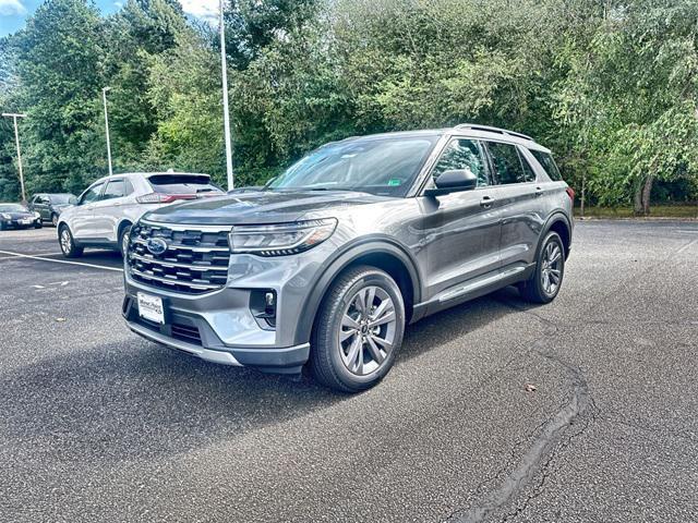 new 2025 Ford Explorer car, priced at $48,651