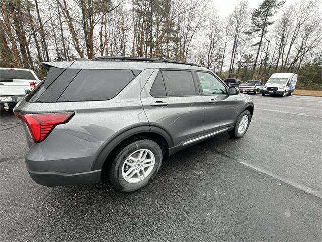 new 2025 Ford Explorer car, priced at $40,943