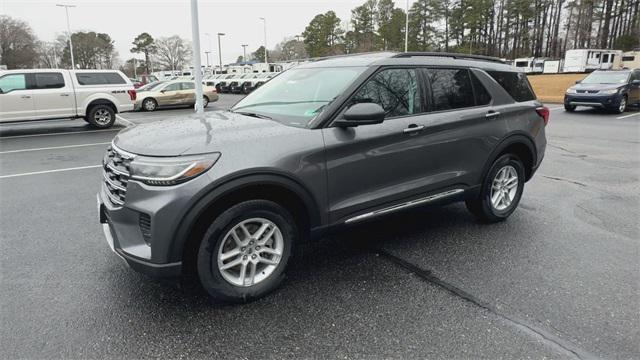 new 2025 Ford Explorer car, priced at $40,943