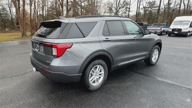 new 2025 Ford Explorer car, priced at $40,943