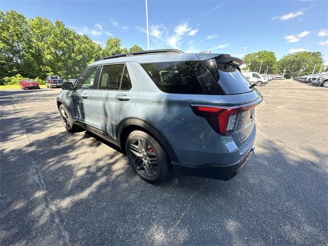 new 2025 Ford Explorer car, priced at $46,281