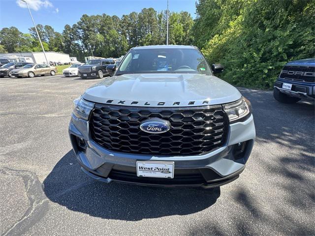 new 2025 Ford Explorer car, priced at $46,281