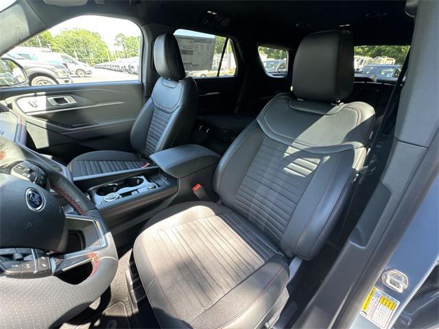 new 2025 Ford Explorer car, priced at $46,281