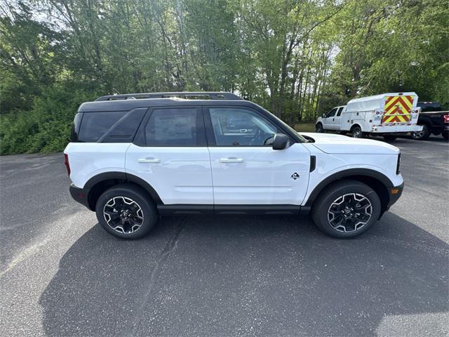 new 2025 Ford Bronco Sport car, priced at $37,085