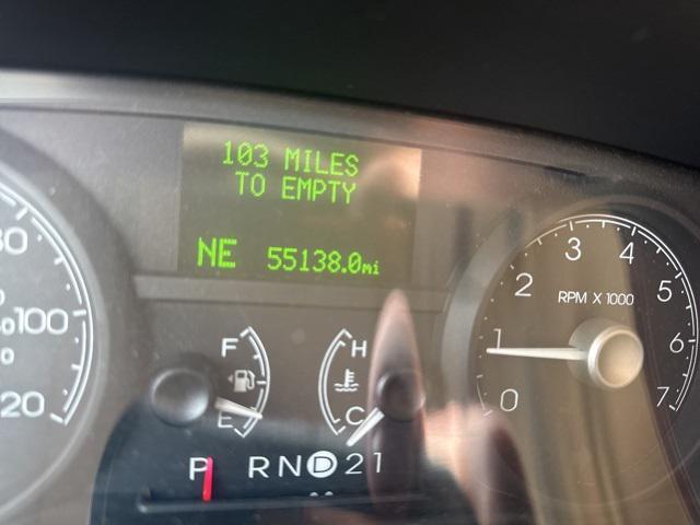 used 2006 Lincoln Town Car car, priced at $12,000