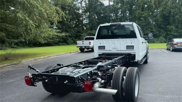 new 2024 Ford F-450 car, priced at $55,958