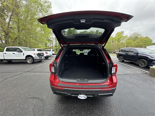 new 2025 Ford Explorer car, priced at $47,160