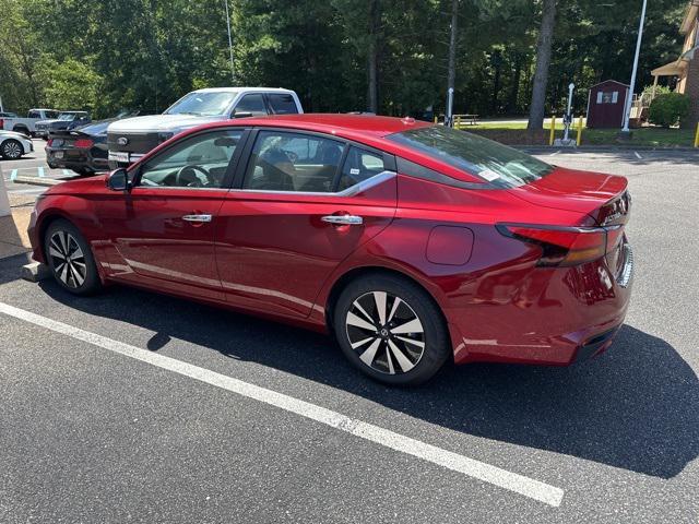 used 2022 Nissan Altima car, priced at $23,472