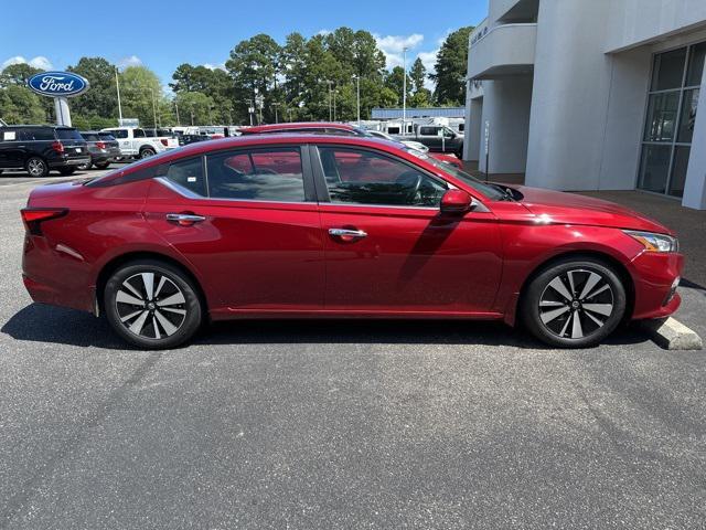 used 2022 Nissan Altima car, priced at $23,472