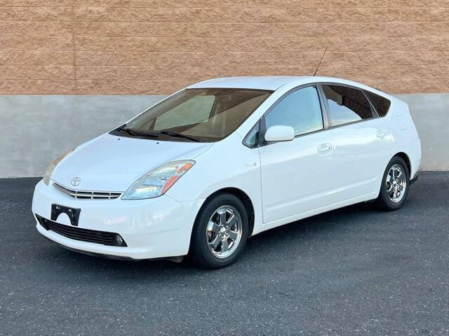 used 2007 Toyota Prius car, priced at $7,995