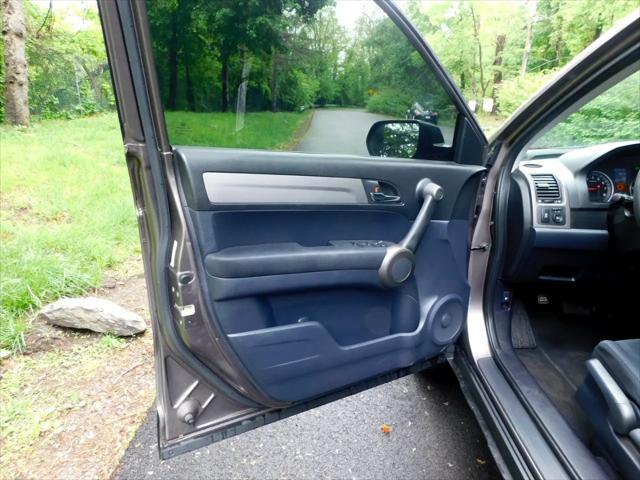 used 2011 Honda CR-V car, priced at $9,500