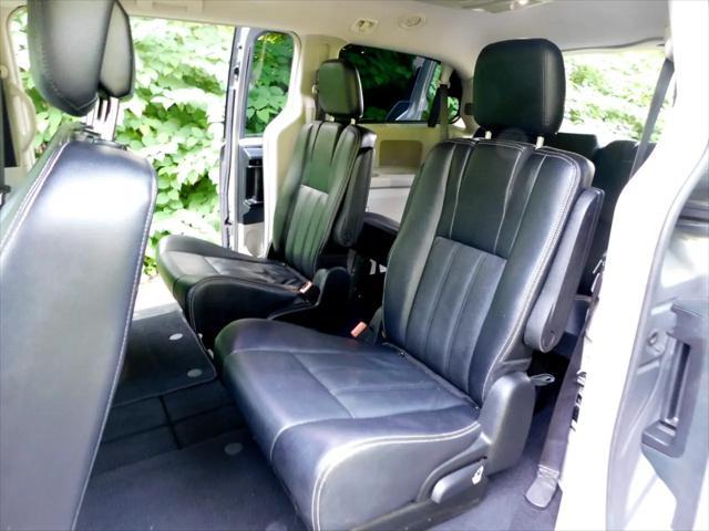 used 2014 Chrysler Town & Country car, priced at $7,500