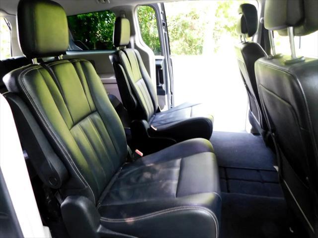 used 2014 Chrysler Town & Country car, priced at $7,500