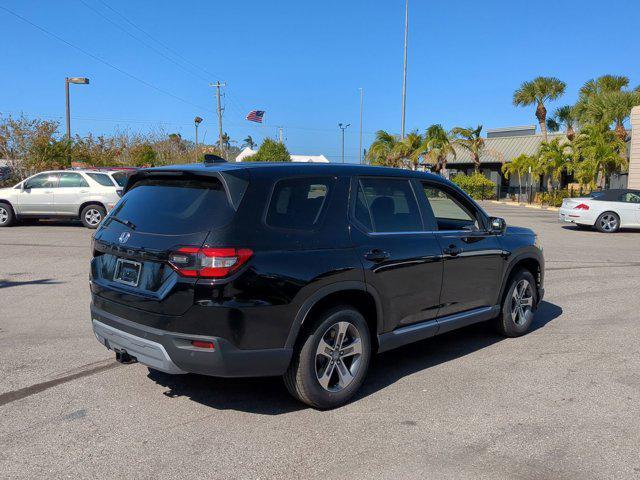 new 2025 Honda Pilot car, priced at $45,905