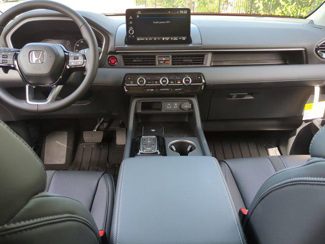 new 2025 Honda Pilot car, priced at $46,048