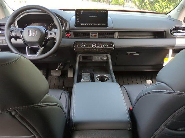 new 2025 Honda Pilot car, priced at $46,048